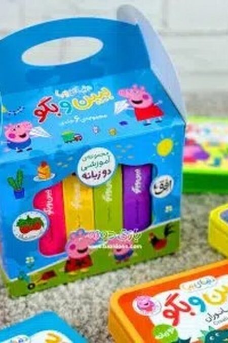 مجموعه کتاب های فومی دنیای پپا همراه با عروسک (ببین و بگو)،(6جلدی،2زبانه،باجعبه)