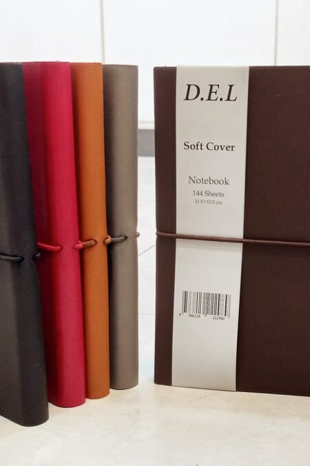 دفتر 144 برگ کشدار (کد 980)،(چندرنگ،چرم)